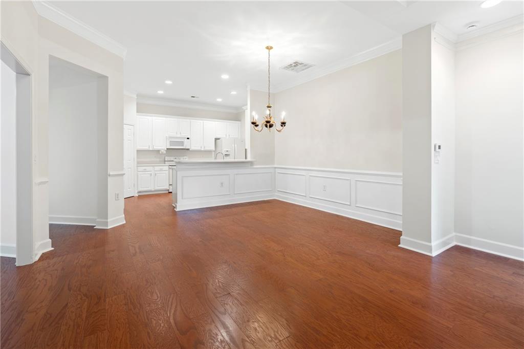 3106 Village Lane