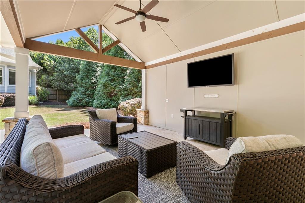 2135 Whittingham Court