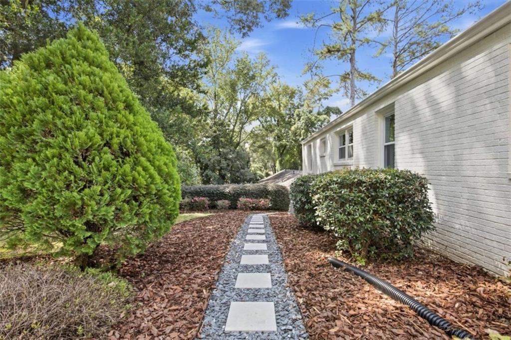 305 Norcross Street