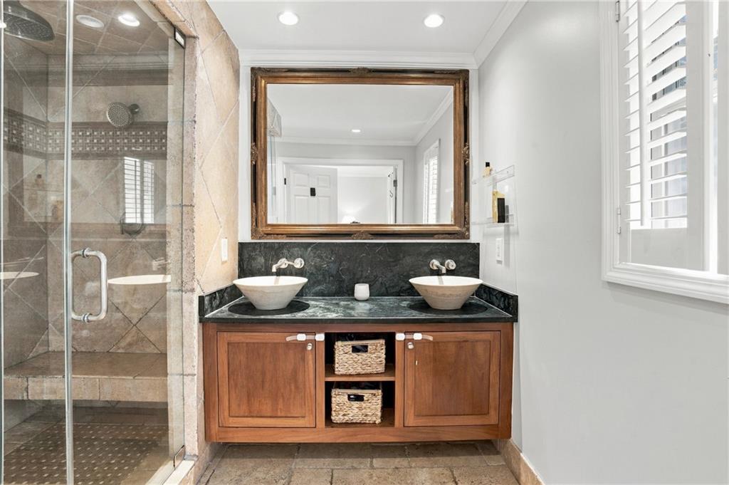 173 Laurelwood Lane