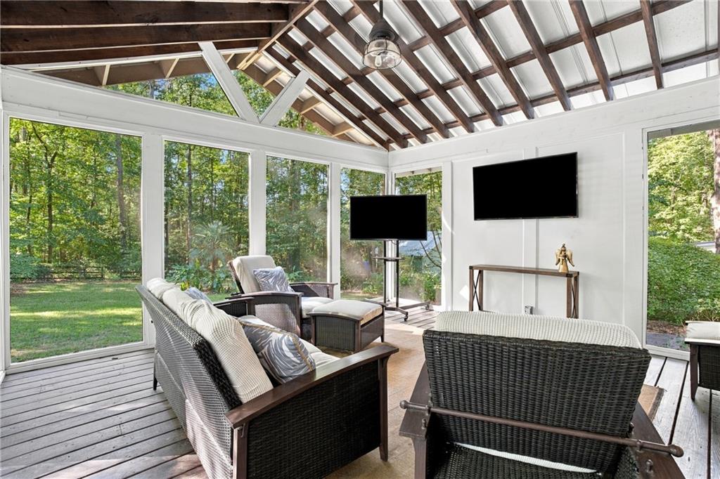 173 Laurelwood Lane