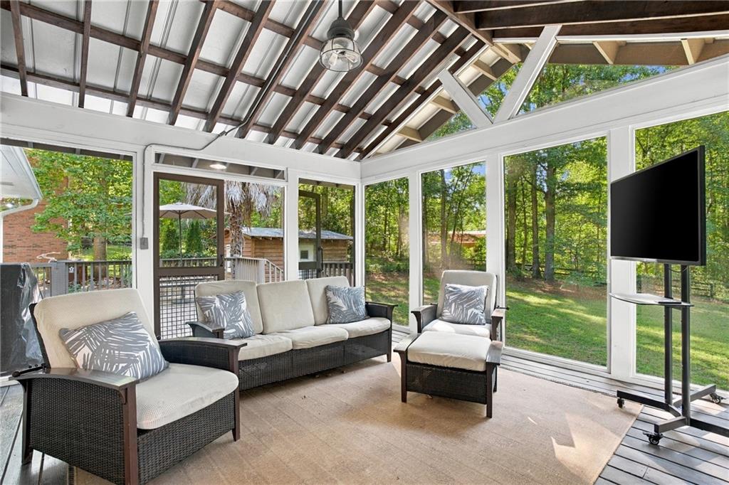 173 Laurelwood Lane