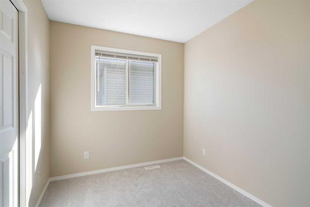 111 Citadel Acres Close NW