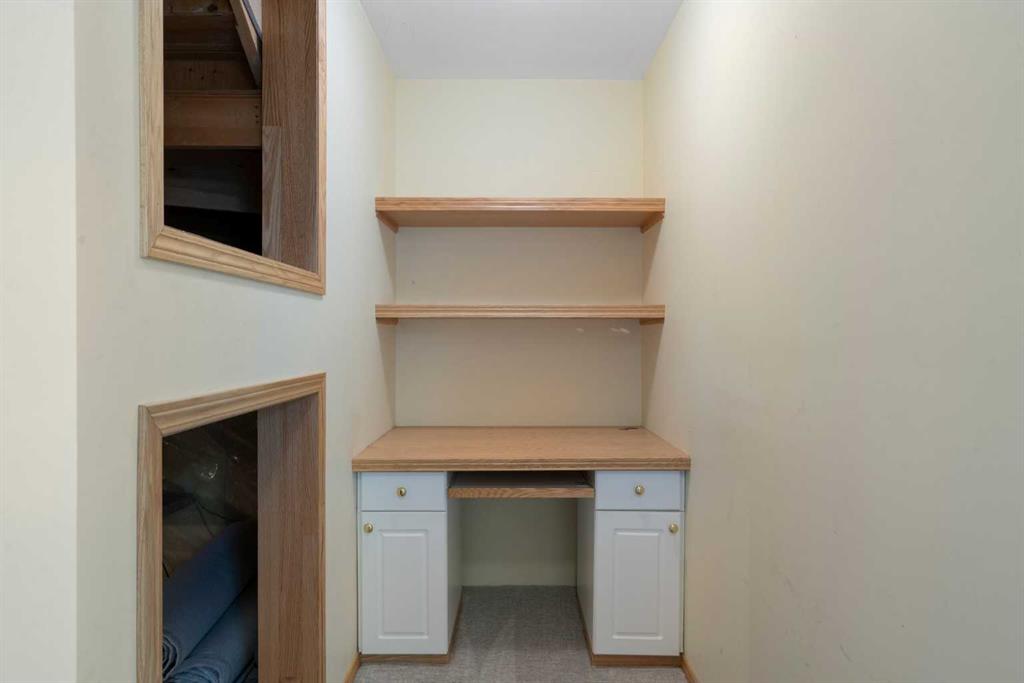 111 Citadel Acres Close NW