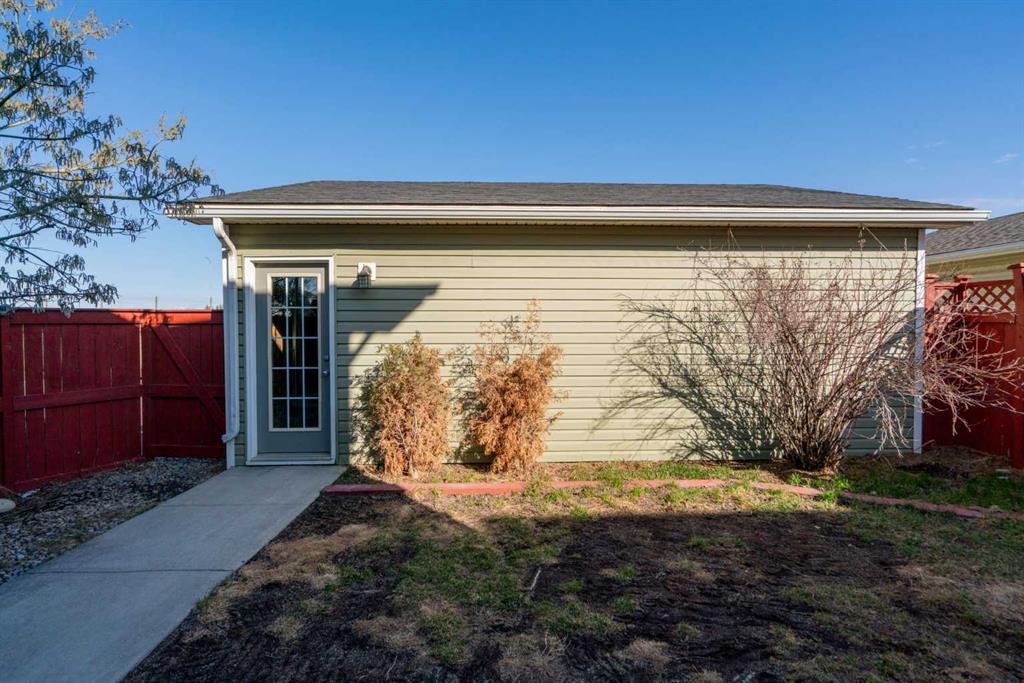 111 Citadel Acres Close NW