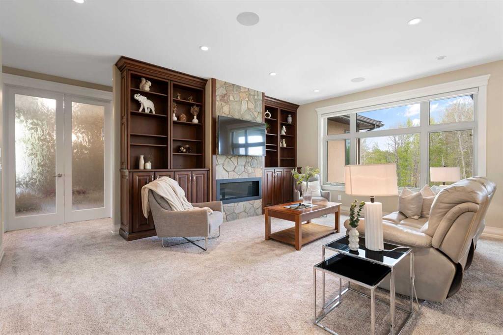 95 Bearspaw View