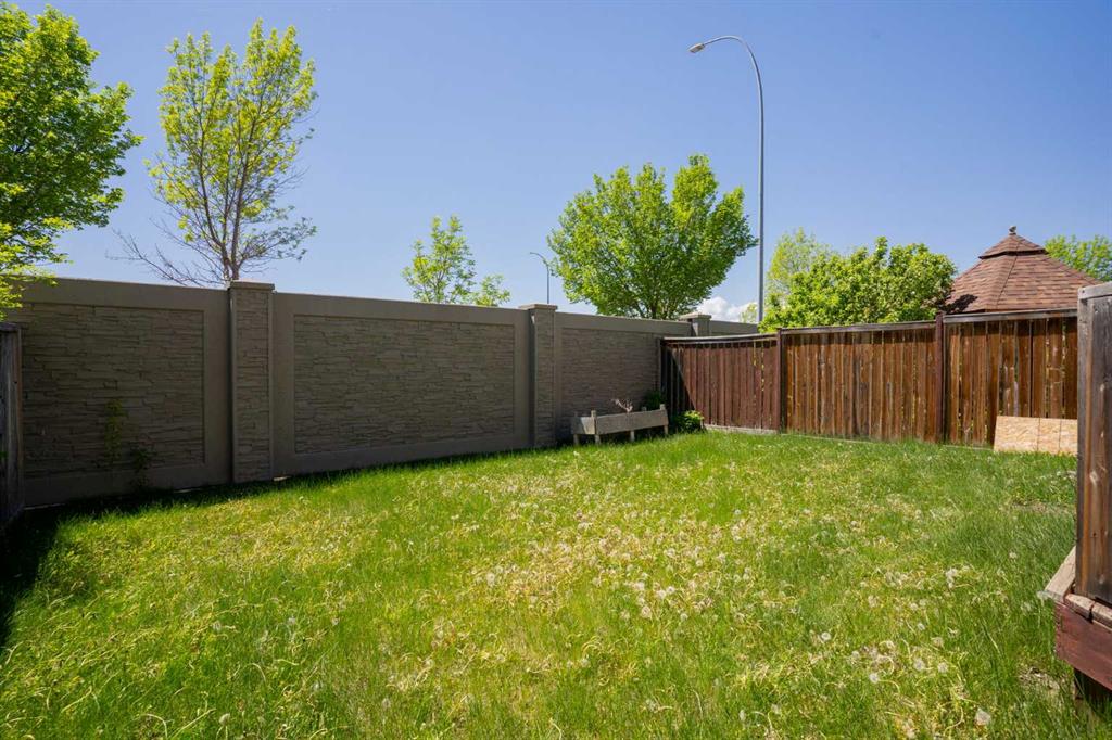 186 Harvest Rose Circle NE