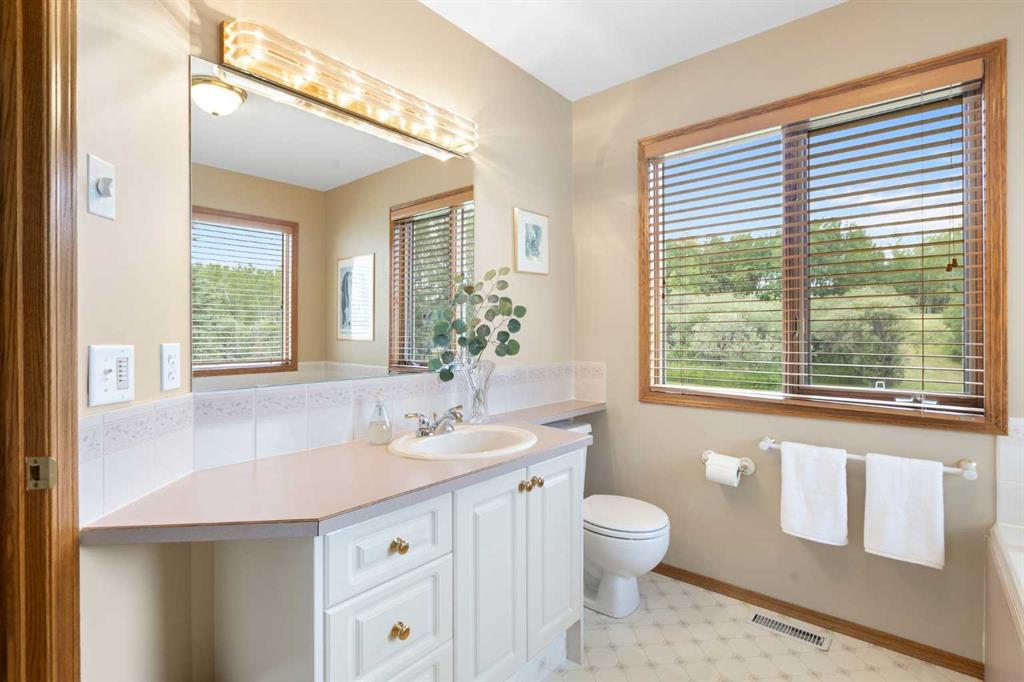 141 Rolling Acres Drive
