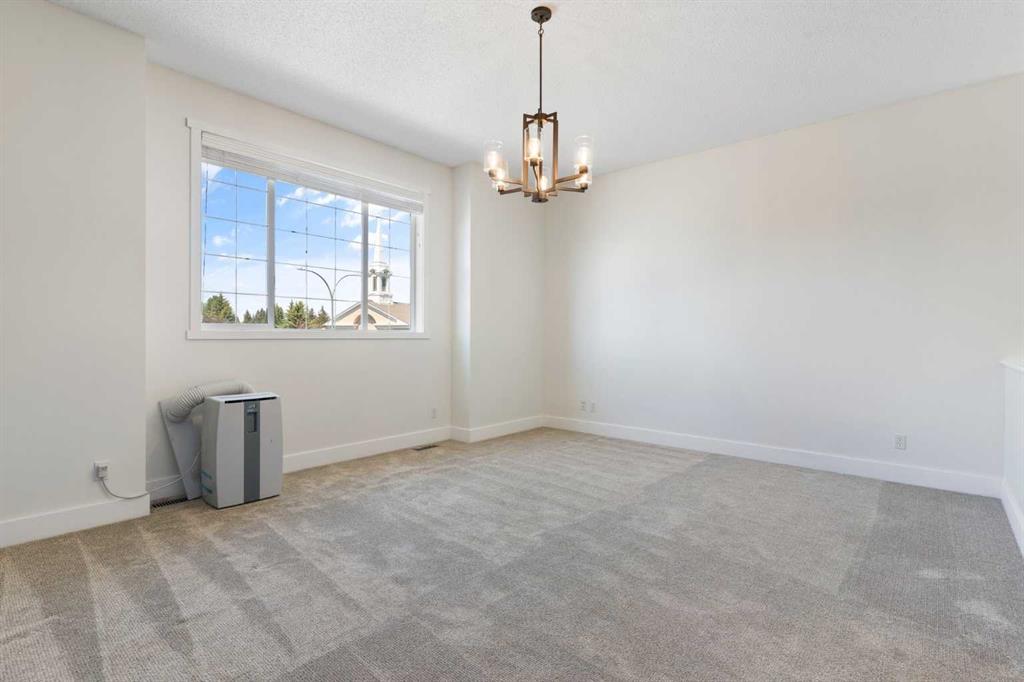 73 Glensummit Close