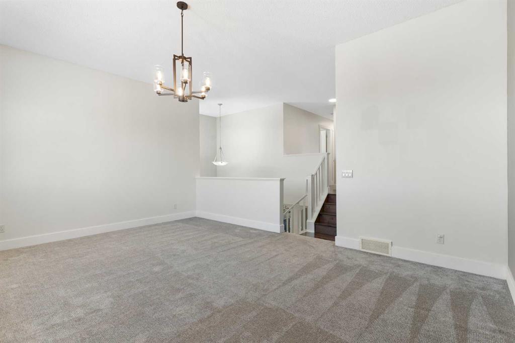 73 Glensummit Close