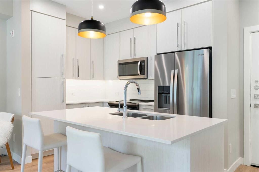 383 Smith Street NW Unit: 110