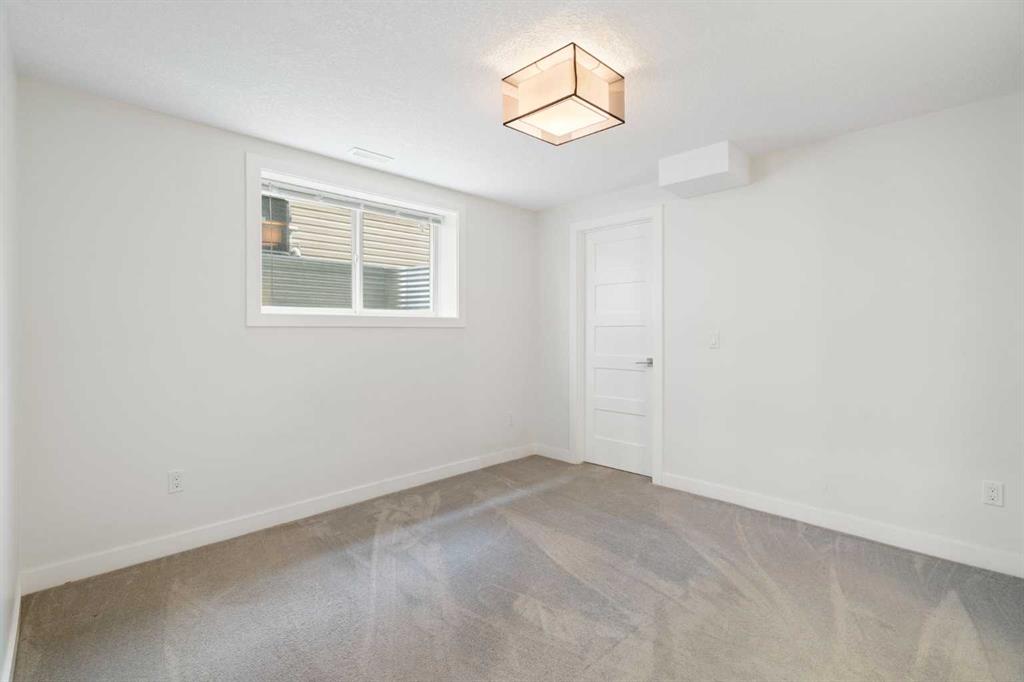 393 Nolanfield Way NW