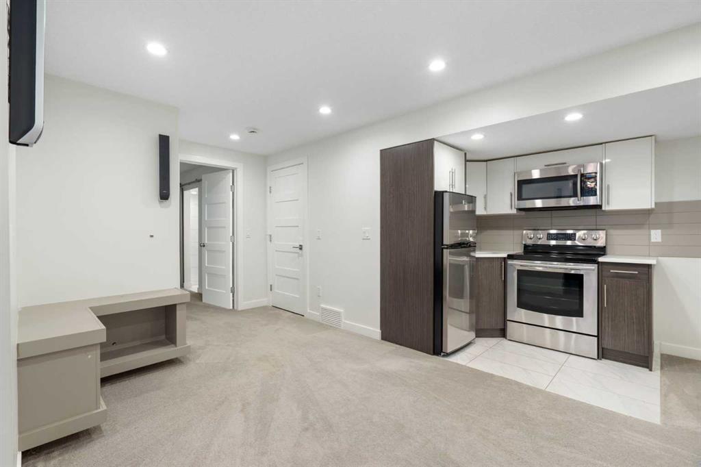 393 Nolanfield Way NW