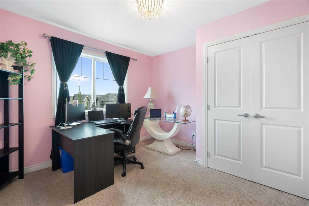 393 Nolanfield Way NW