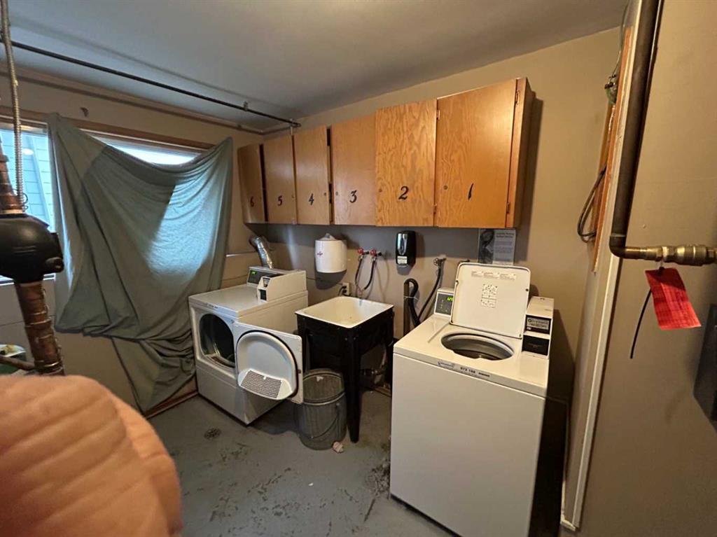 2712/2716 Brentwood Boulevard NW