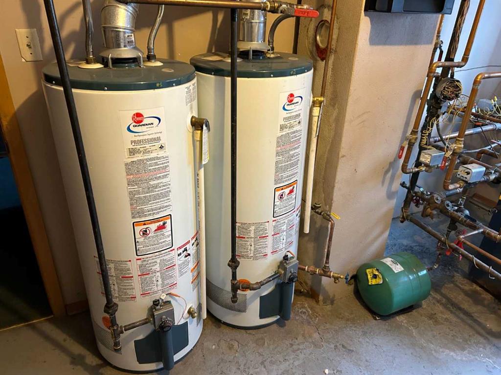 2712/2716 Brentwood Boulevard NW