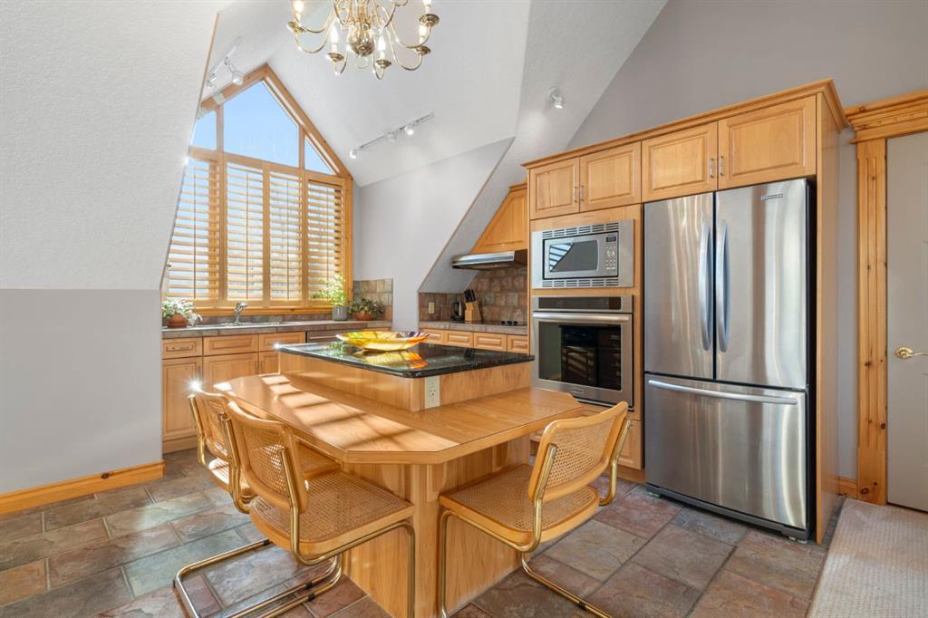 3 Woodlands Estates Crescent