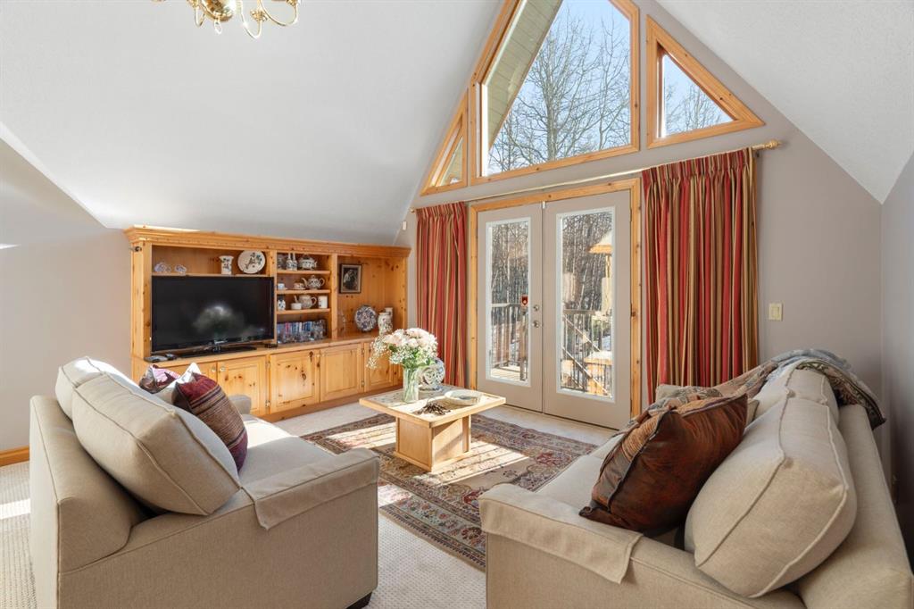 3 Woodlands Estates Crescent