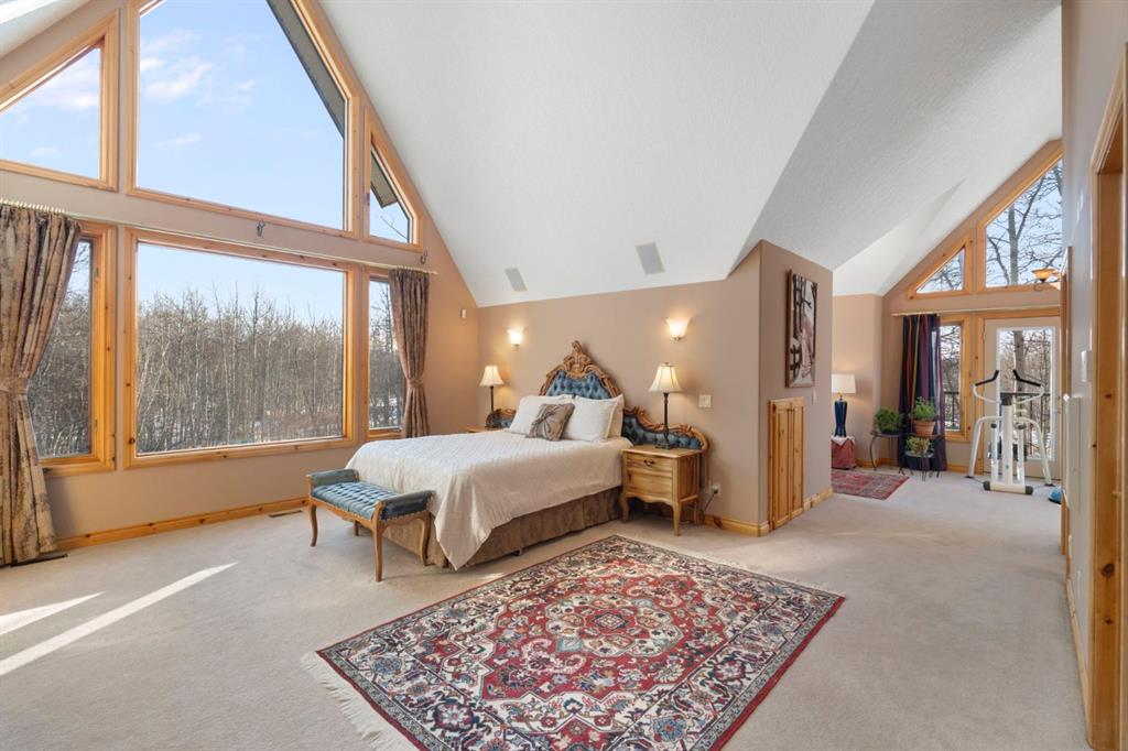 3 Woodlands Estates Crescent