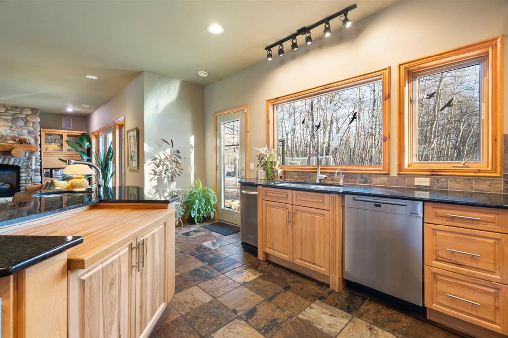 3 Woodlands Estates Crescent