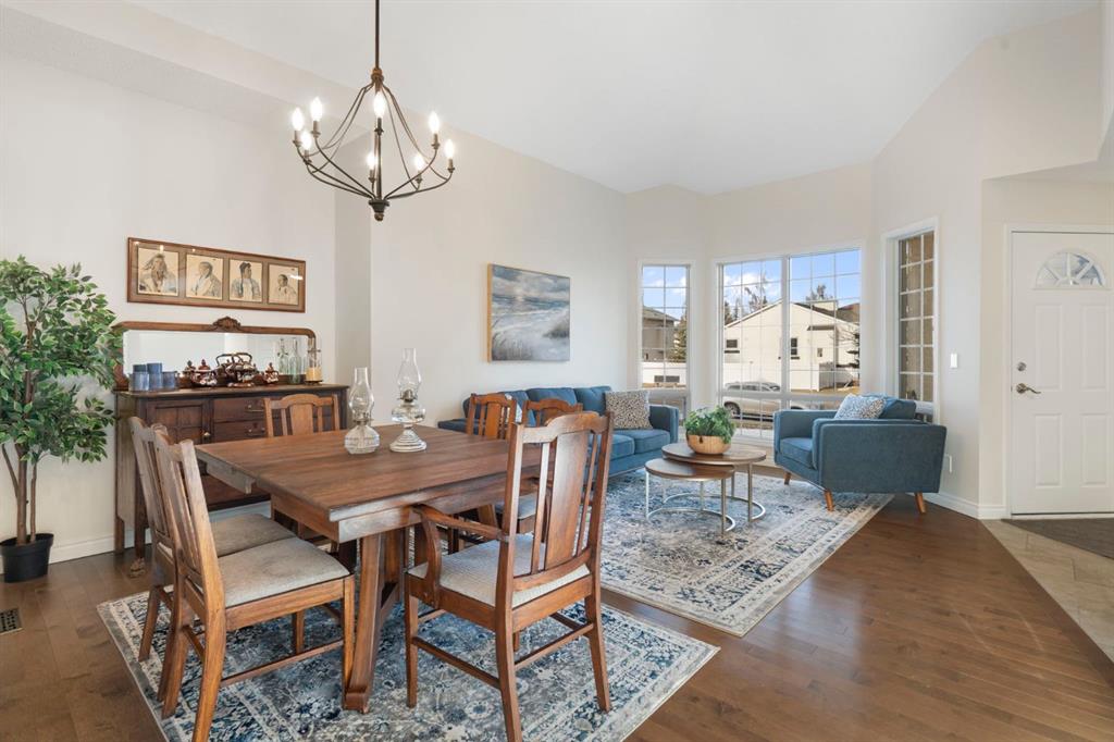 209 Hawkstone Drive NW