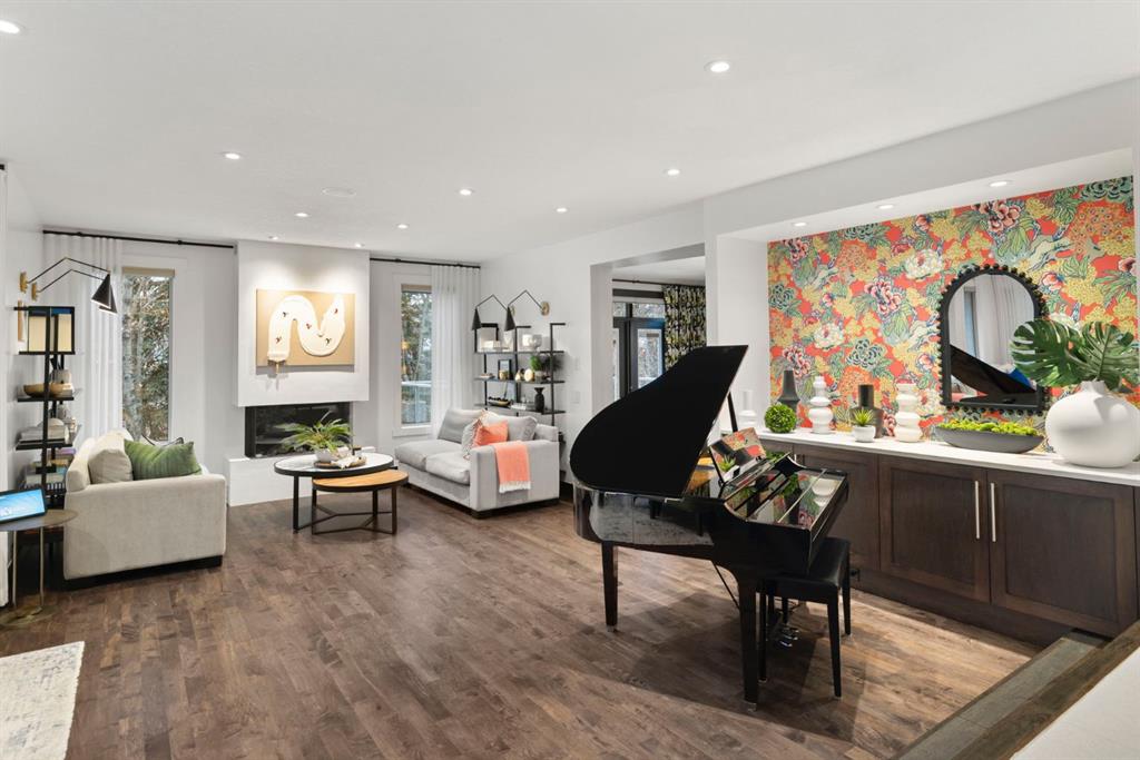 19 Bearspaw Ridge Crescent