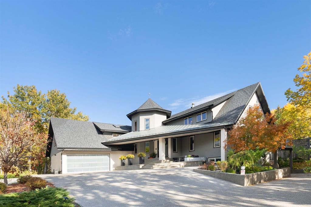 19 Bearspaw Ridge Crescent