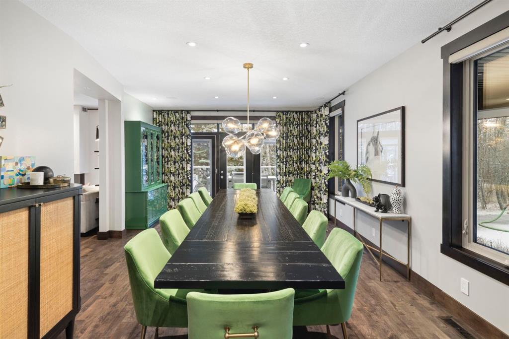 19 Bearspaw Ridge Crescent