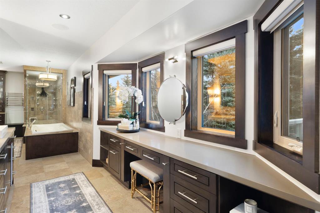 19 Bearspaw Ridge Crescent