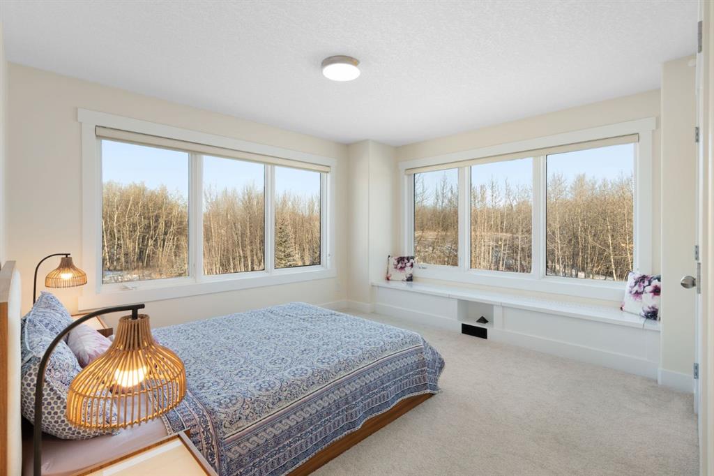 22 Bearspaw Summit Place