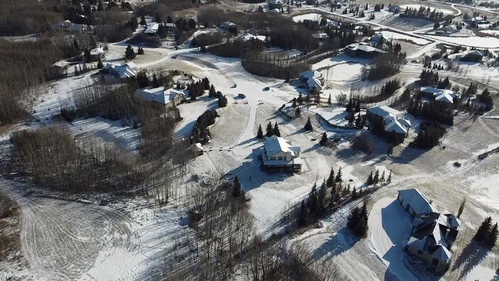 22 Bearspaw Summit Place