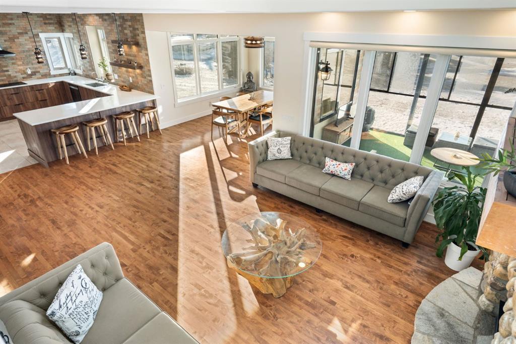 22 Bearspaw Summit Place