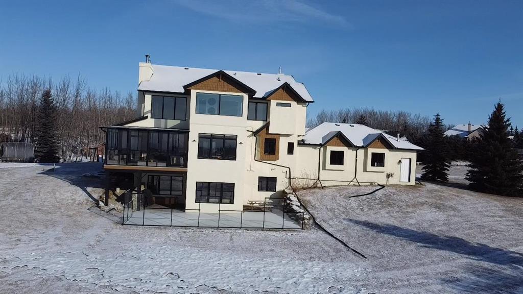 22 Bearspaw Summit Place