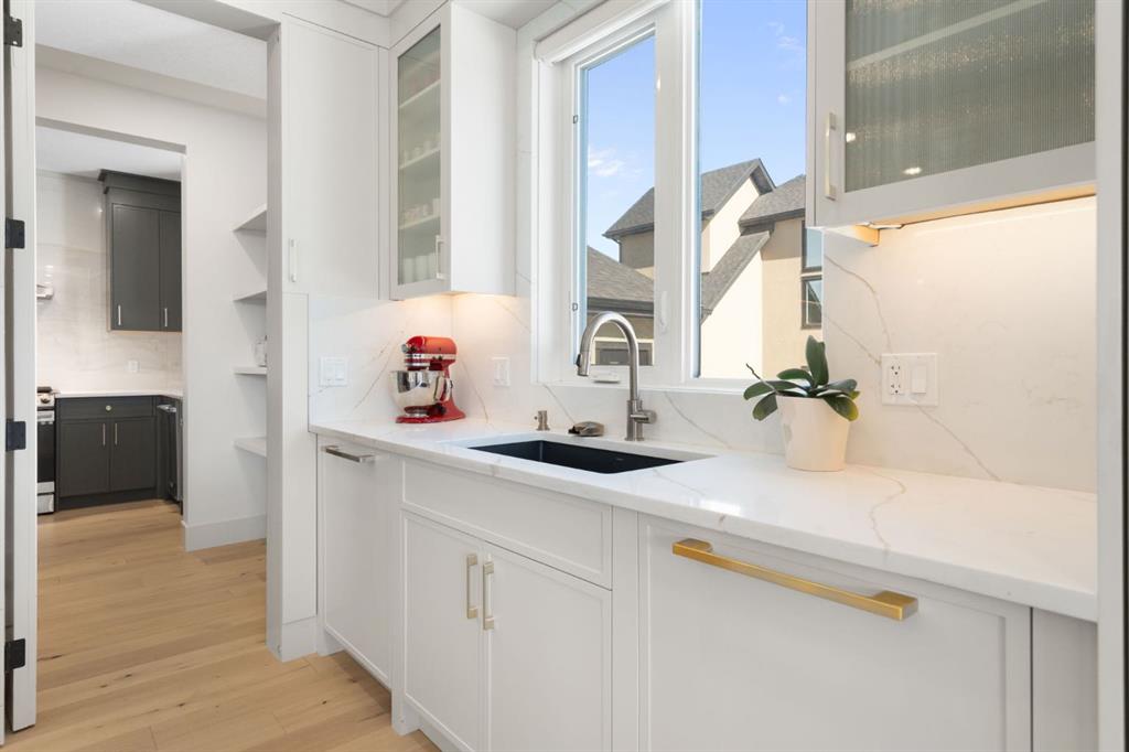 73 Waters Edge Gardens