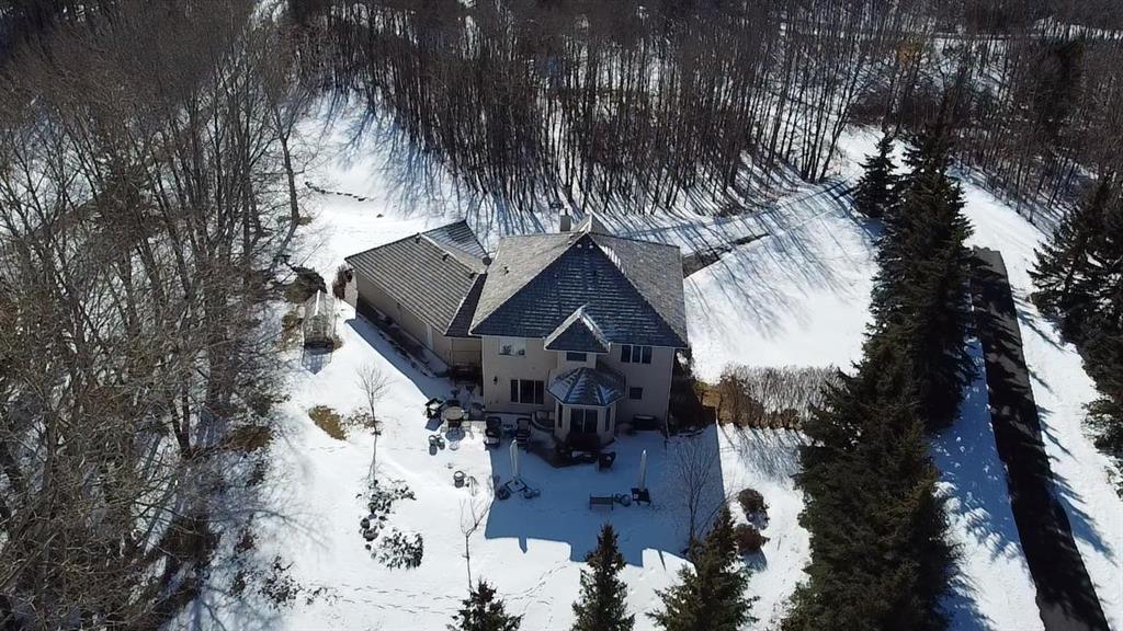 66 Bearspaw Summit
