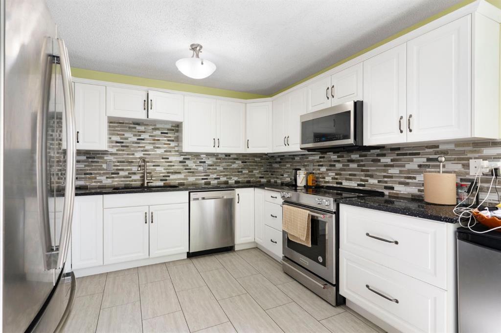 8 Hawkfield Crescent NW