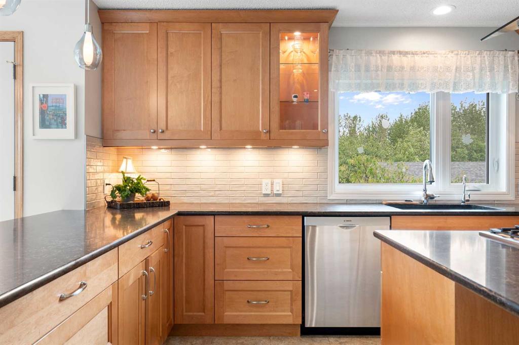31 Biggar Heights Bay