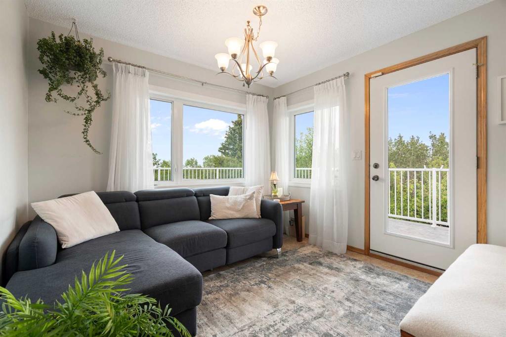 31 Biggar Heights Bay