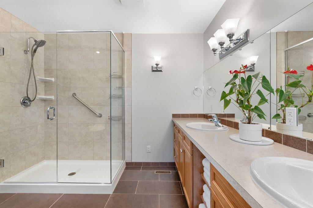 31 Biggar Heights Bay