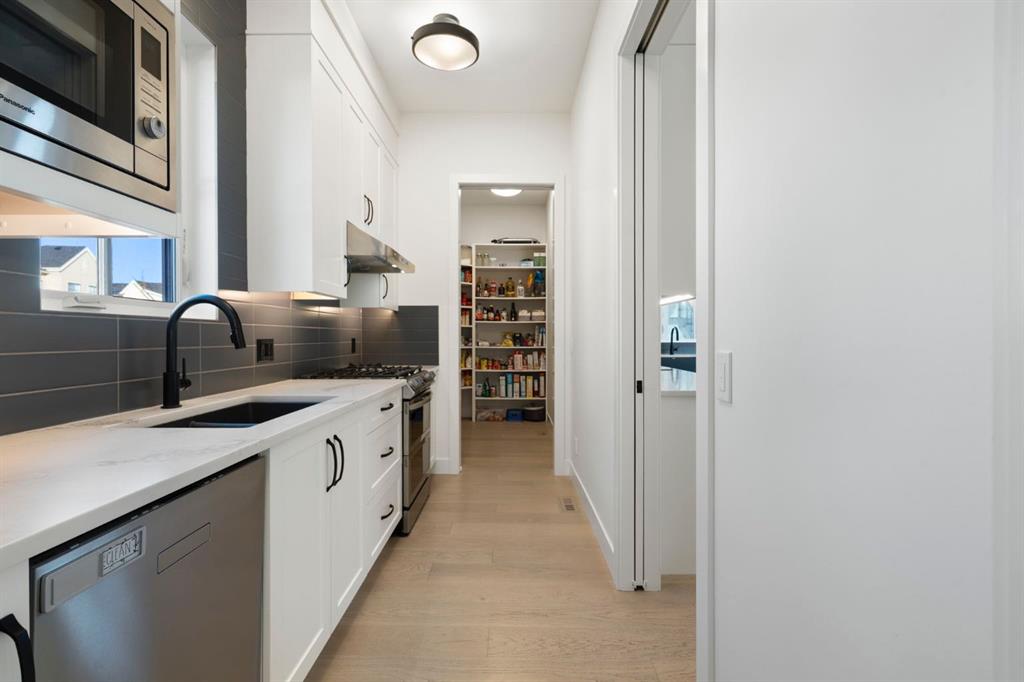 10 Damkar Drive