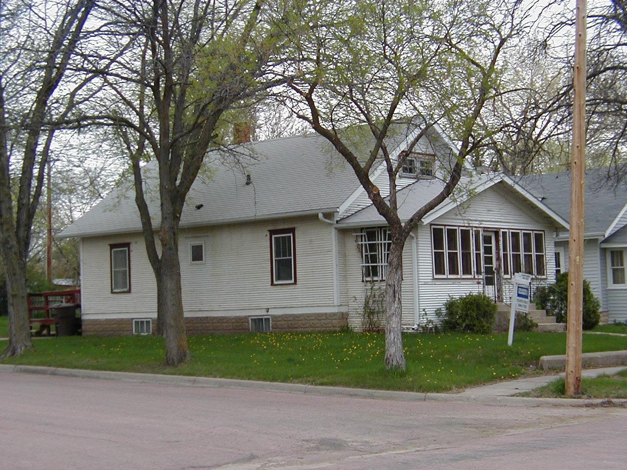 523 Montana