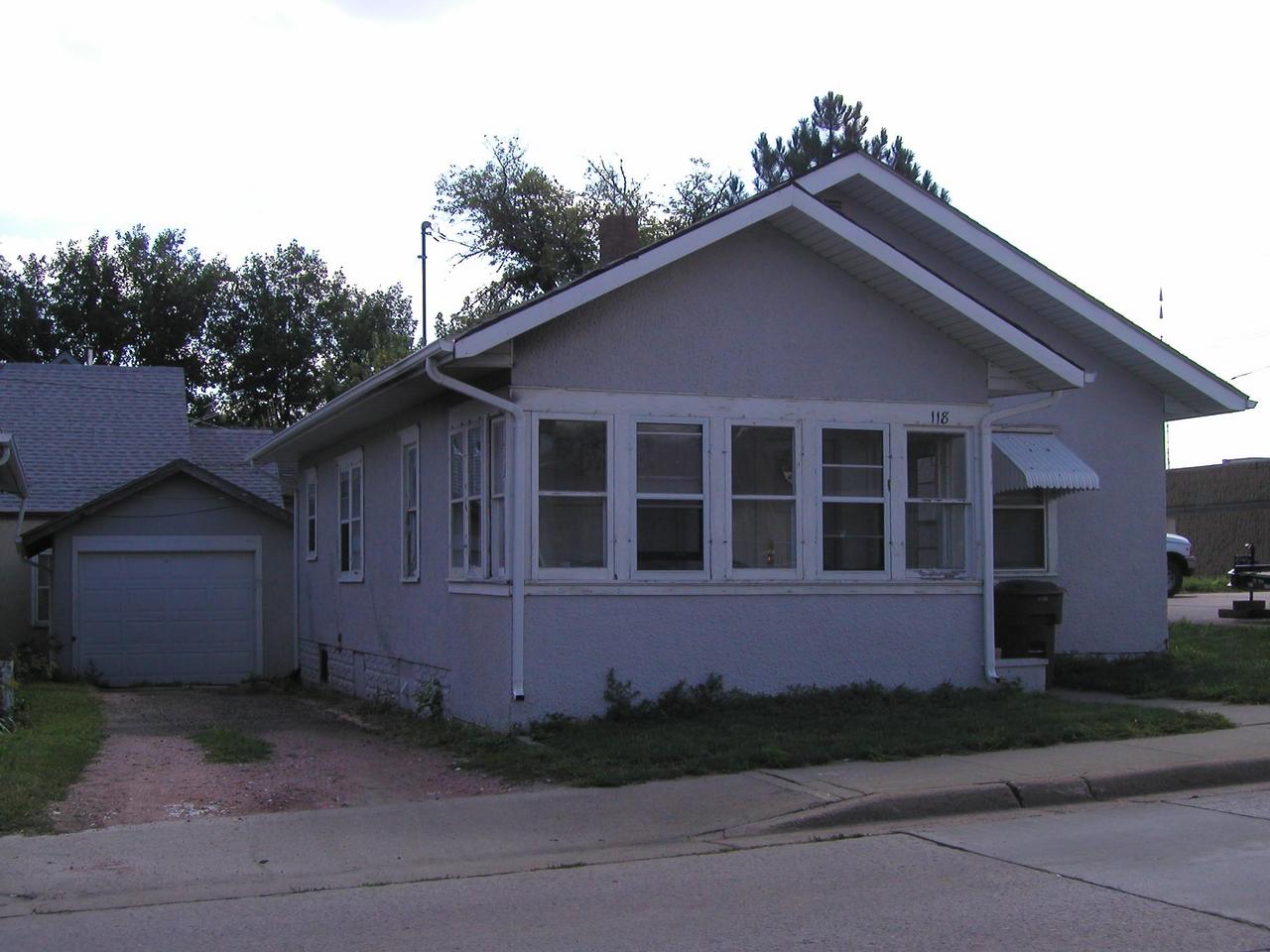 317&323 & 118 N Sanborn