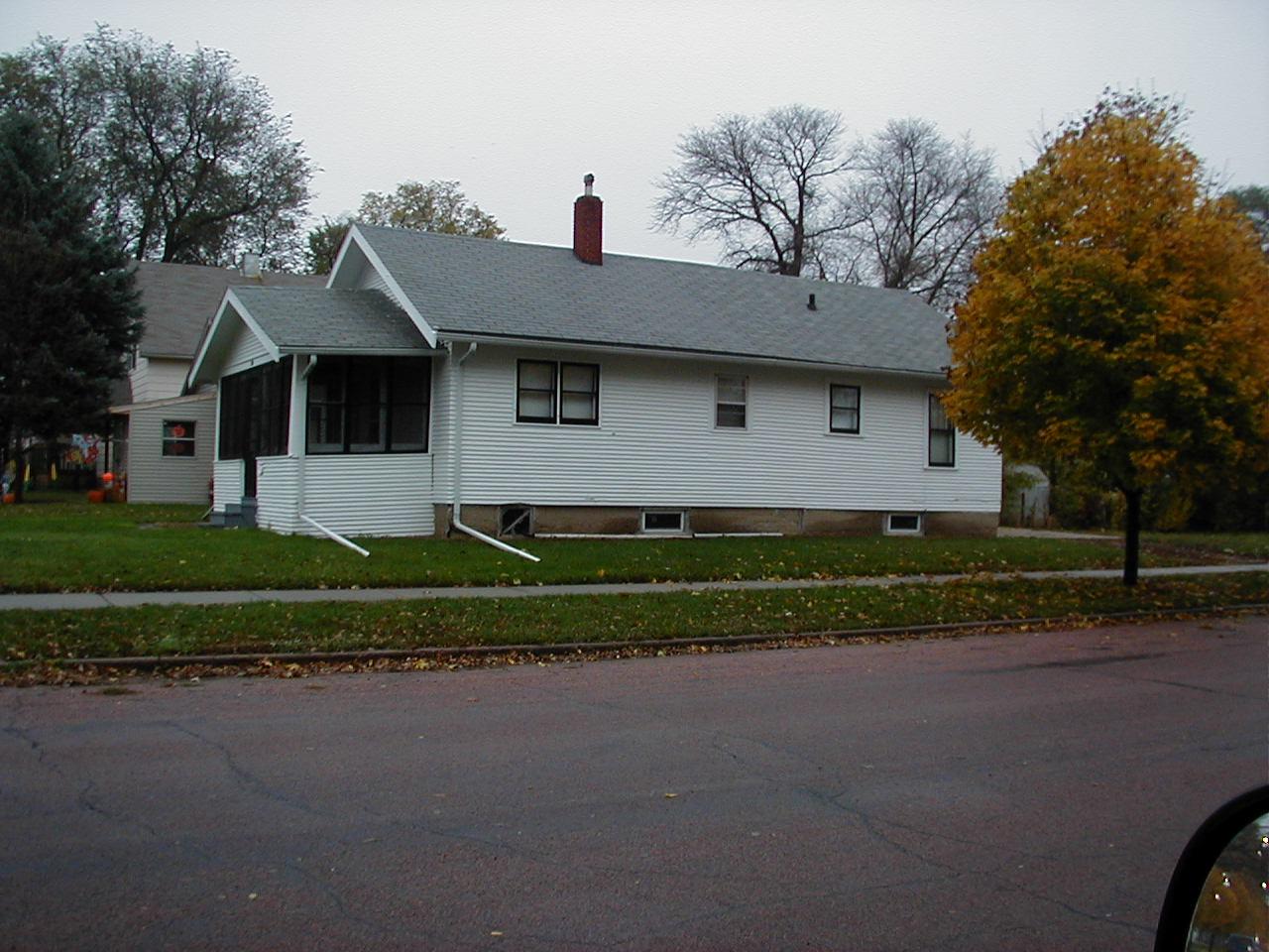201 E 10th Ave
