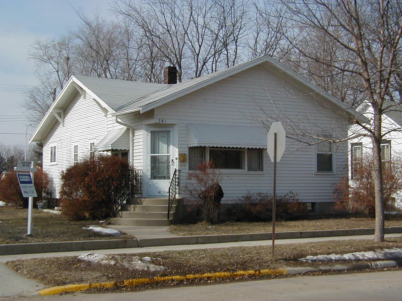 701 Duff