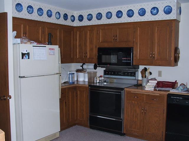 904 E 13th
