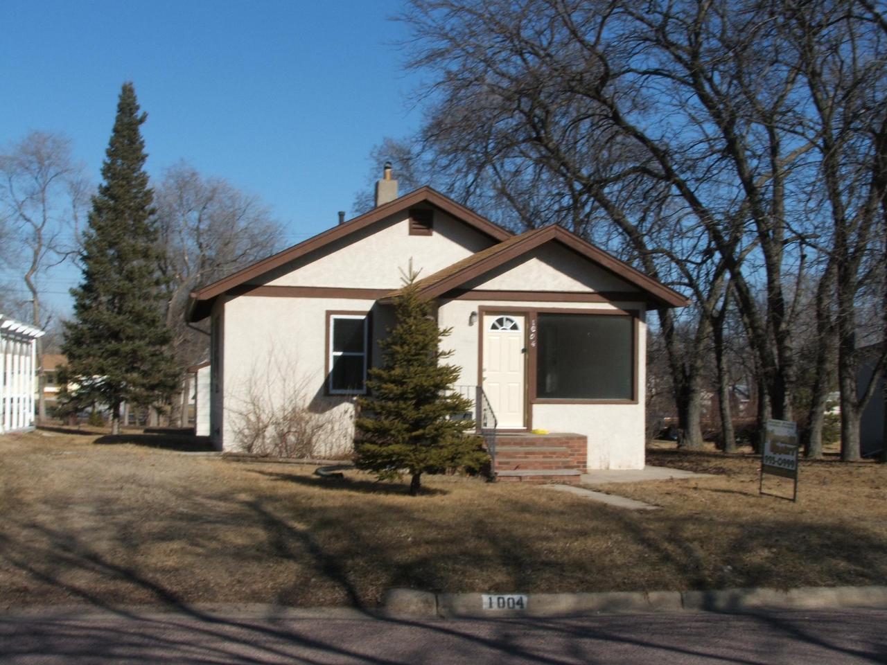 1004 W 5th
