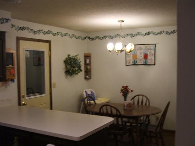 609 S Kimball
