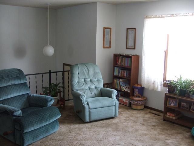 609 S Kimball