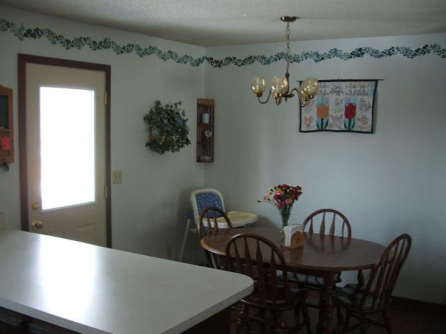 609 S Kimball