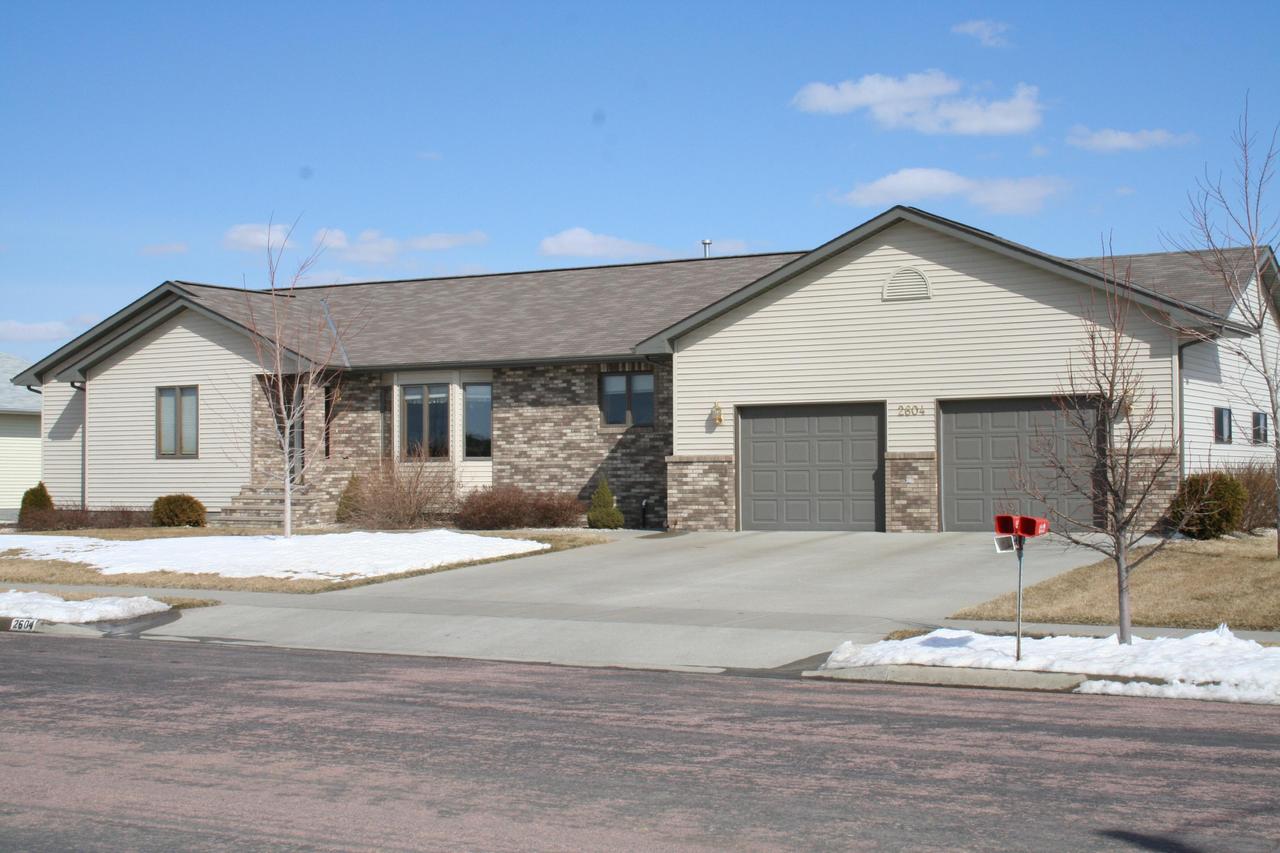 2604 Thunderbird Drive